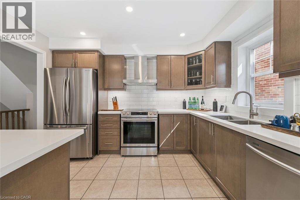 Photo 16 of 22 Spring Creek Drive Unit 80, Waterdown ON