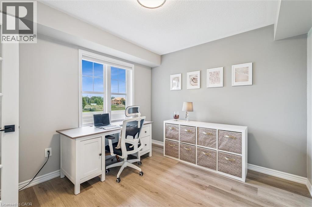 Photo 8 of 22 Spring Creek Drive Unit 80, Waterdown ON