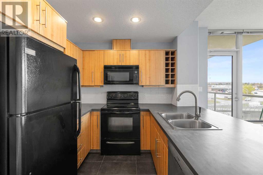 Single Family House for Sale in   Spruce Place SW Spruce Cliff Calgary 
