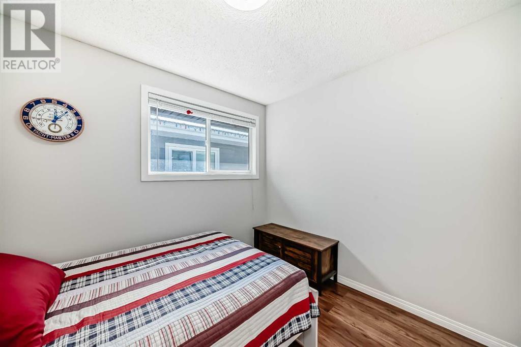 Single Family House Bungalow for Sale in  Vanguard Road NW Varsity Calgary 