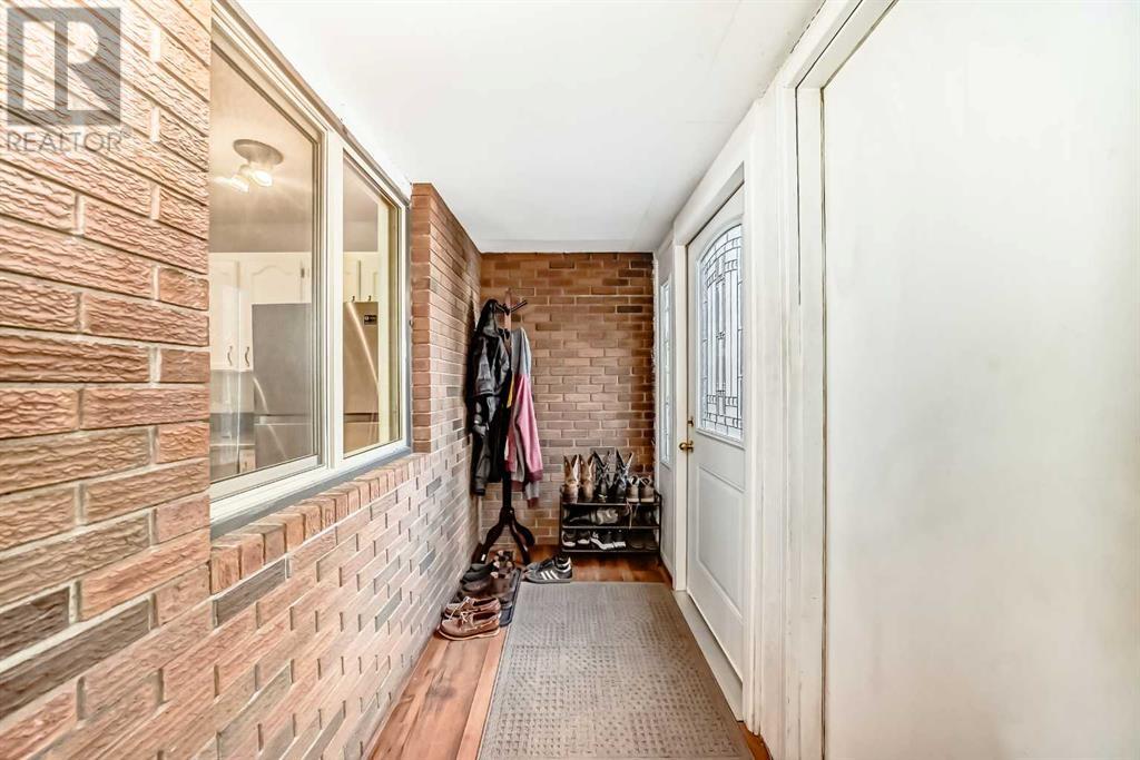 Single Family House for Sale in   Varsity Estates Drive NW Varsity Calgary 