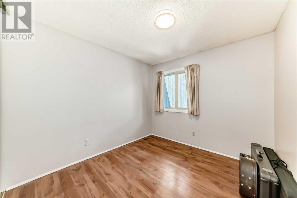 Single Family House for Sale in   Varsity Estates Drive NW Varsity Calgary 