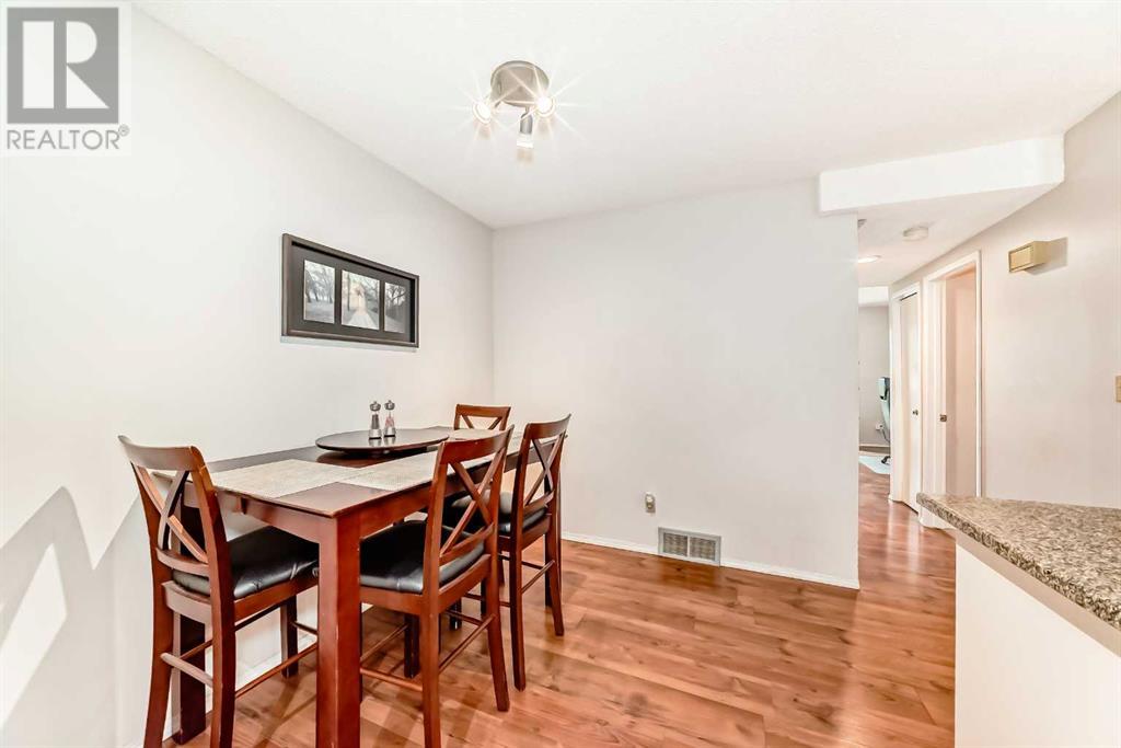 Single Family House for Sale in   Varsity Estates Drive NW Varsity Calgary 