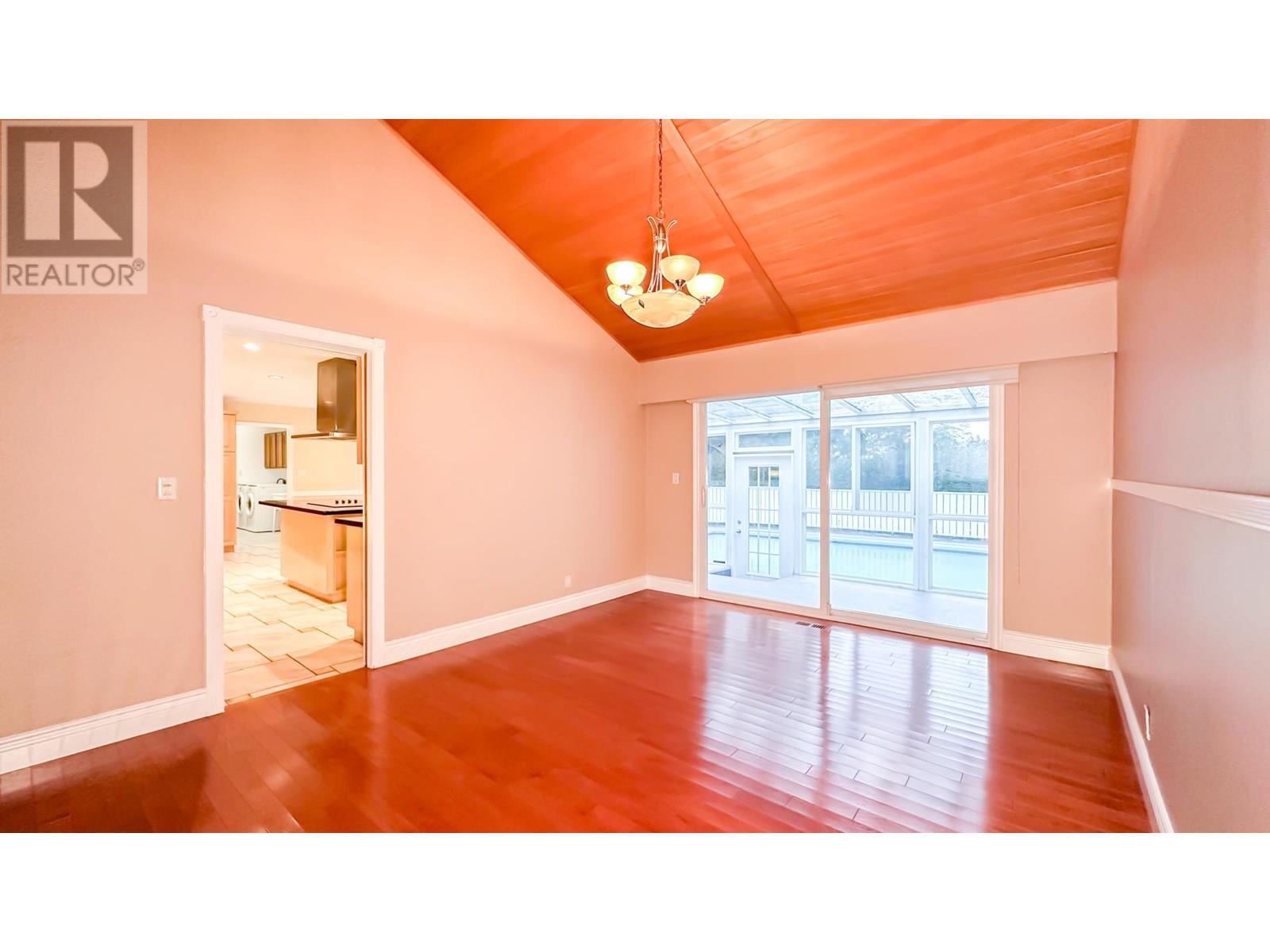 Photo 10 of 3522 Sw Marine Drive, Vancouver BC