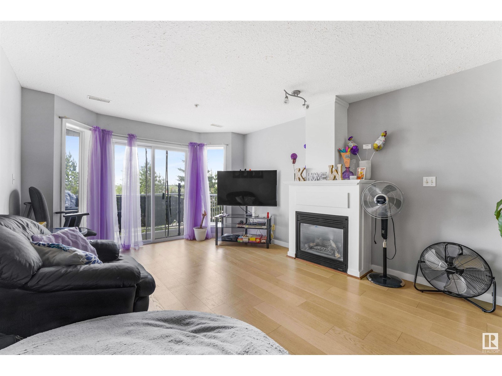 Photo 2 of 213 4312 139 Av Nw, Edmonton AB