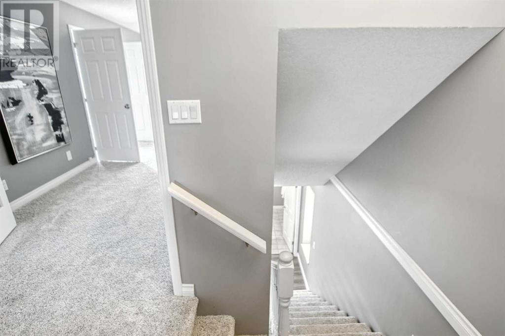 Single Family House for Sale in    Street NW Varsity Calgary 