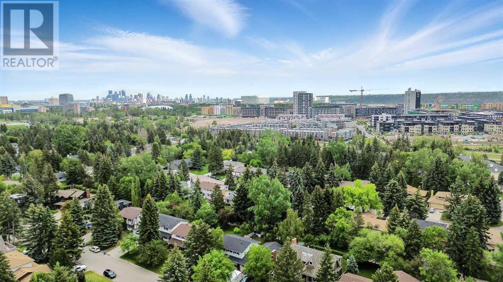 Single Family House for Sale in    Street NW Varsity Calgary 