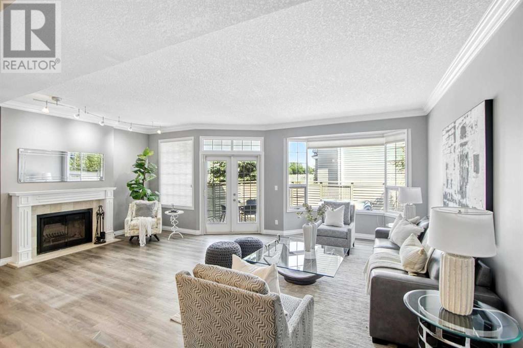 Single Family House for Sale in    Street NW Varsity Calgary 