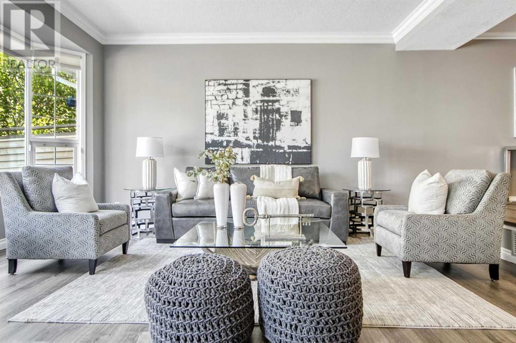 Single Family House for Sale in    Street NW Varsity Calgary 