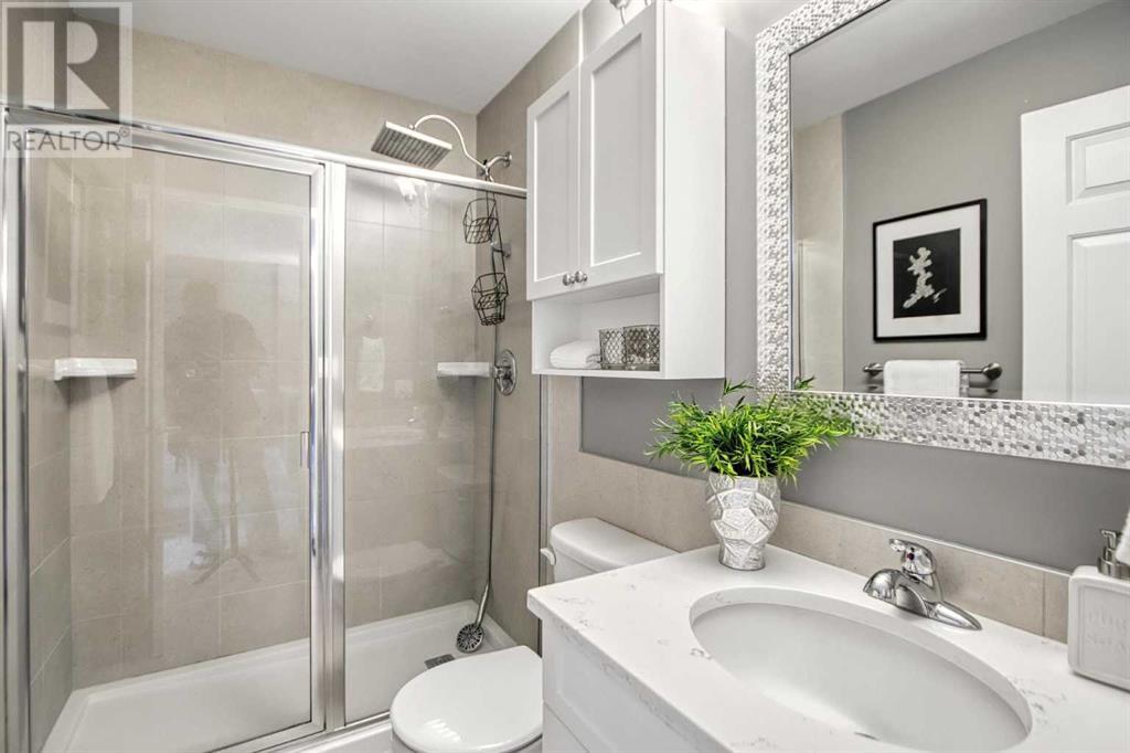 Single Family House for Sale in    Street NW Varsity Calgary 