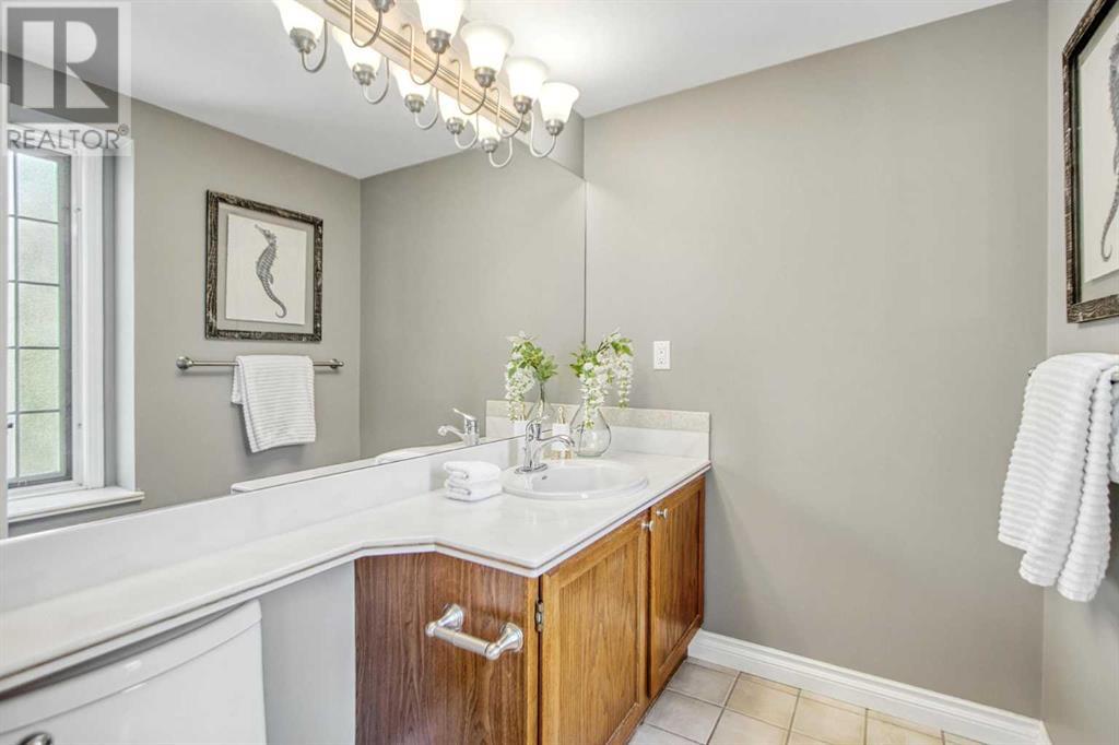Single Family House for Sale in    Street NW Varsity Calgary 