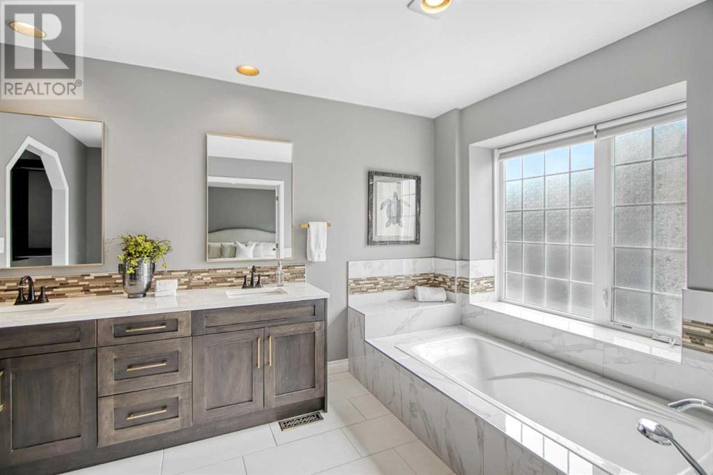 Single Family House for Sale in    Street NW Varsity Calgary 