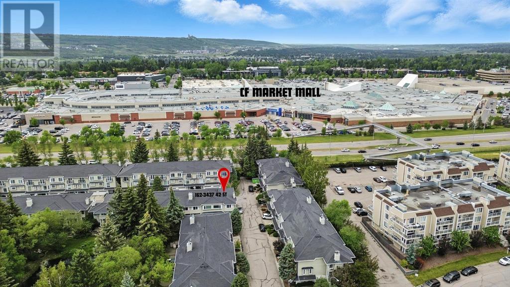 Single Family House for Sale in    Street NW Varsity Calgary 