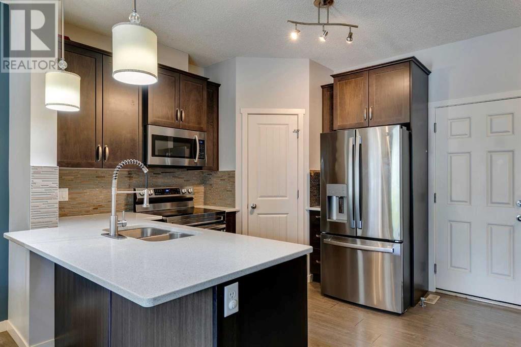 Single Family House for Sale in  Copperpond Landing SE Copperfield Calgary 