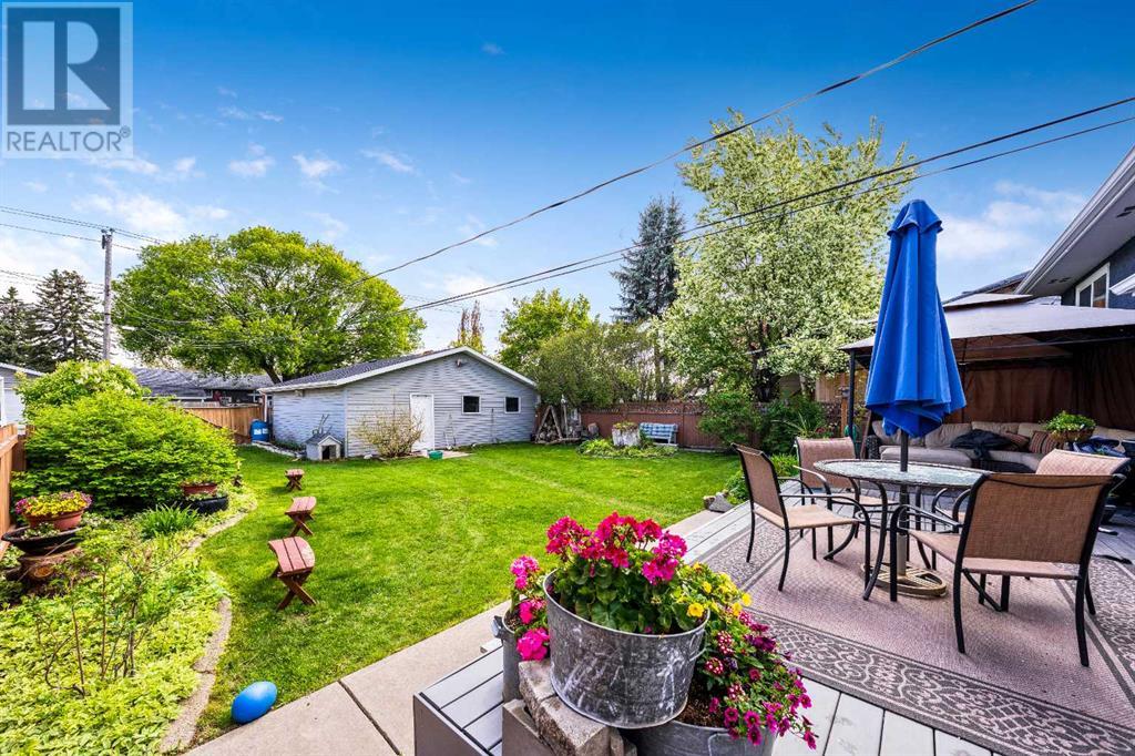 Single Family House 4 Level for Sale in  Addison Place SE Acadia Calgary 