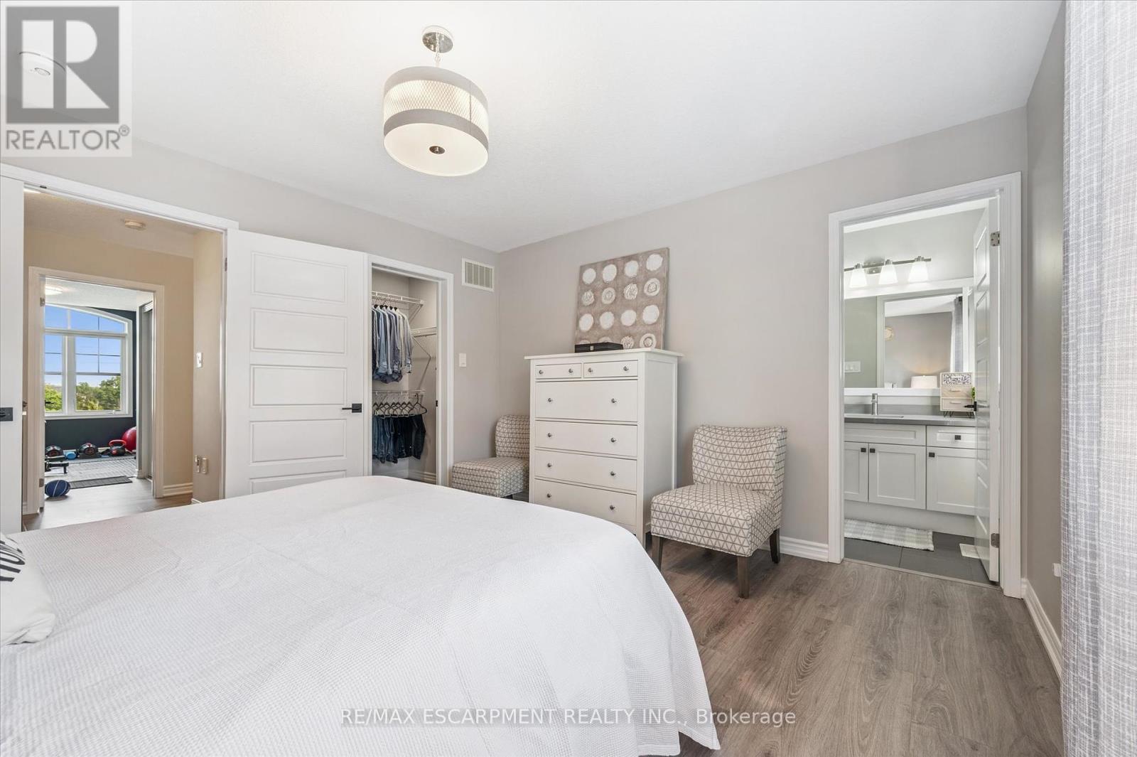Photo 28 of 80 22 Spring Creek Drive, Hamilton ON