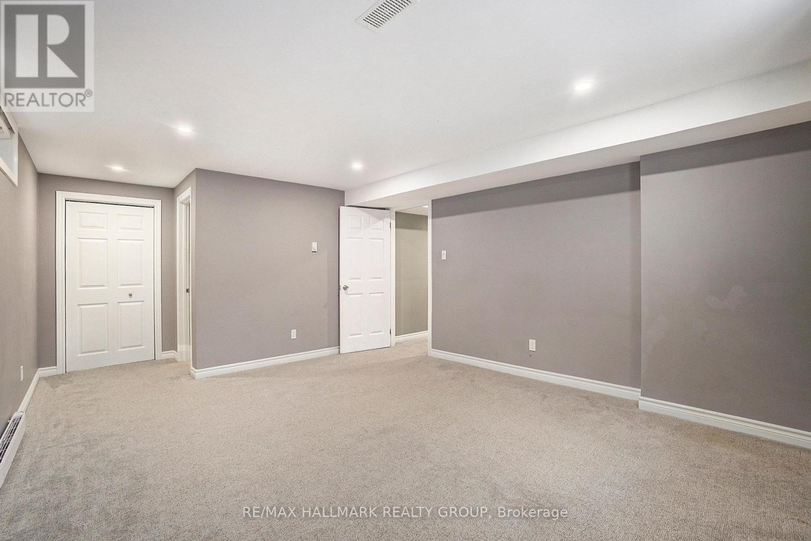 Photo 28 of 314 Stoneway Drive, Ottawa ON