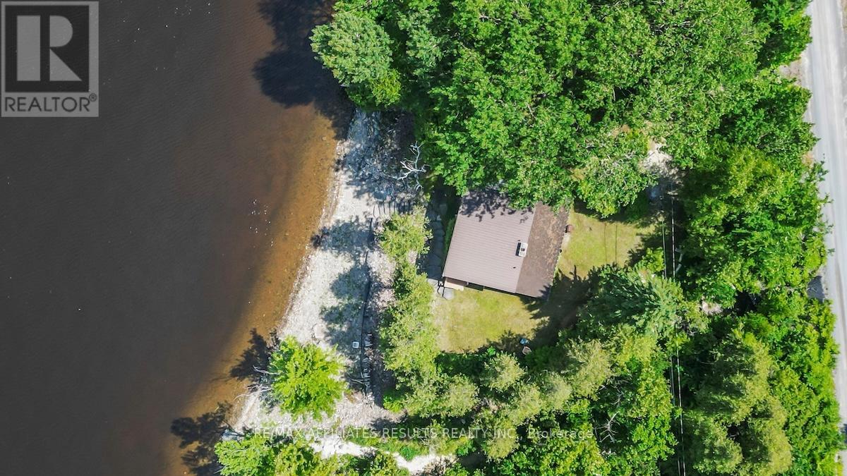 Photo 28 of 2130 B River Road, Mcnab Braeside ON