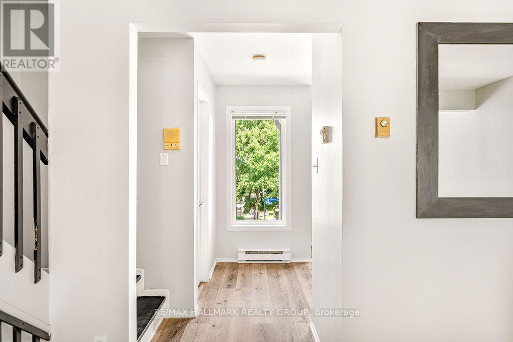 Photo 17 of 4 1 Timberview Way, Ottawa ON