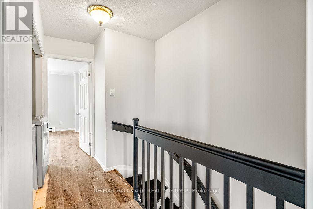 Photo 13 of 4 1 Timberview Way, Ottawa ON