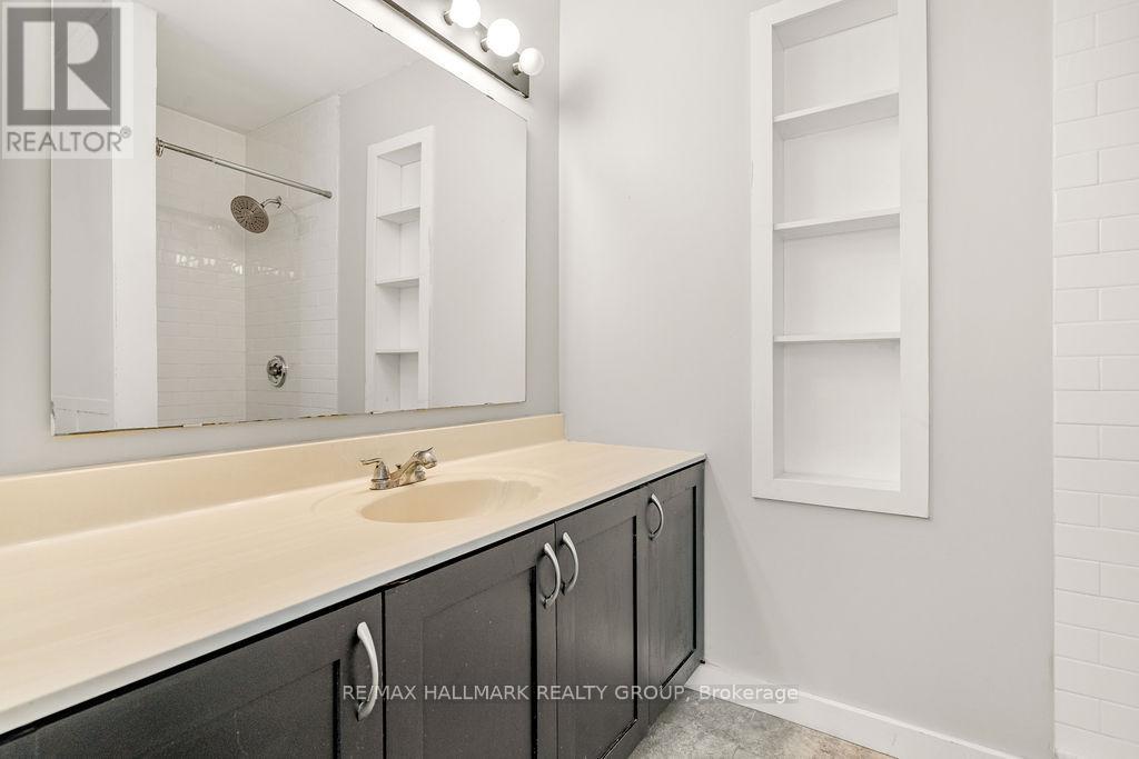 Photo 41 of 4 1 Timberview Way, Ottawa ON