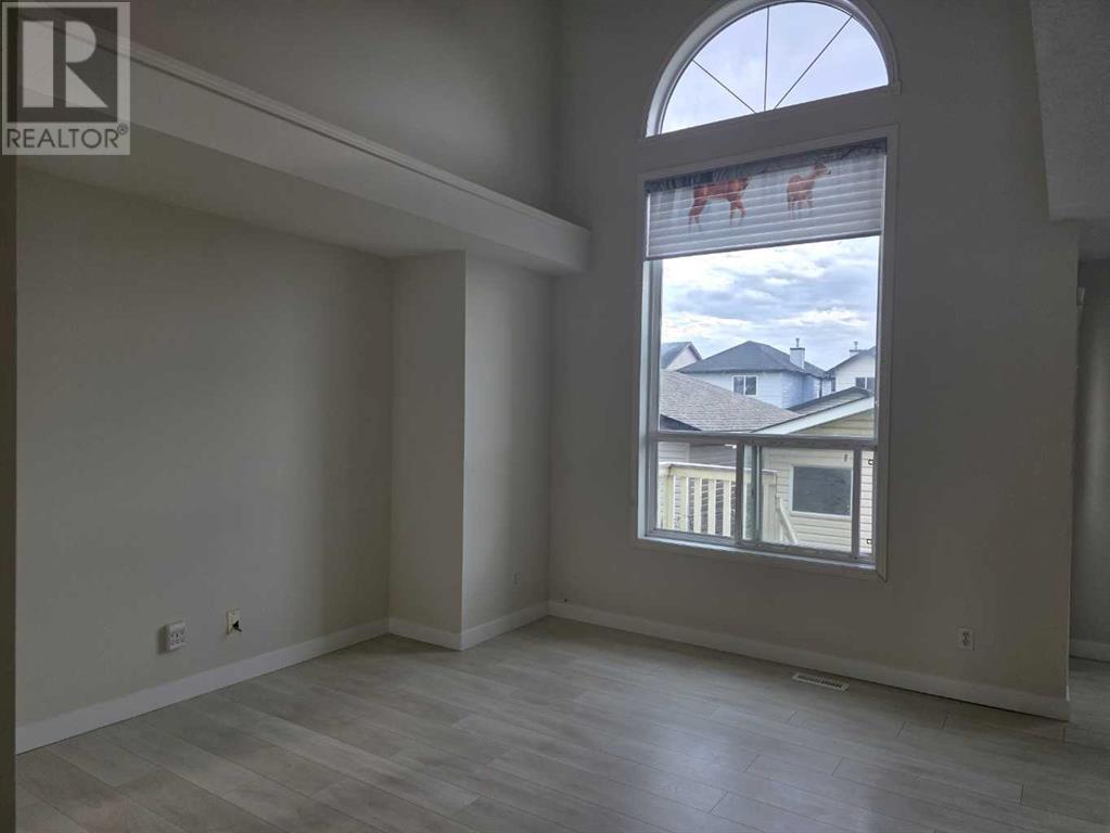 Single Family House for Sale in  Saddlemead Green Saddle Ridge Calgary 