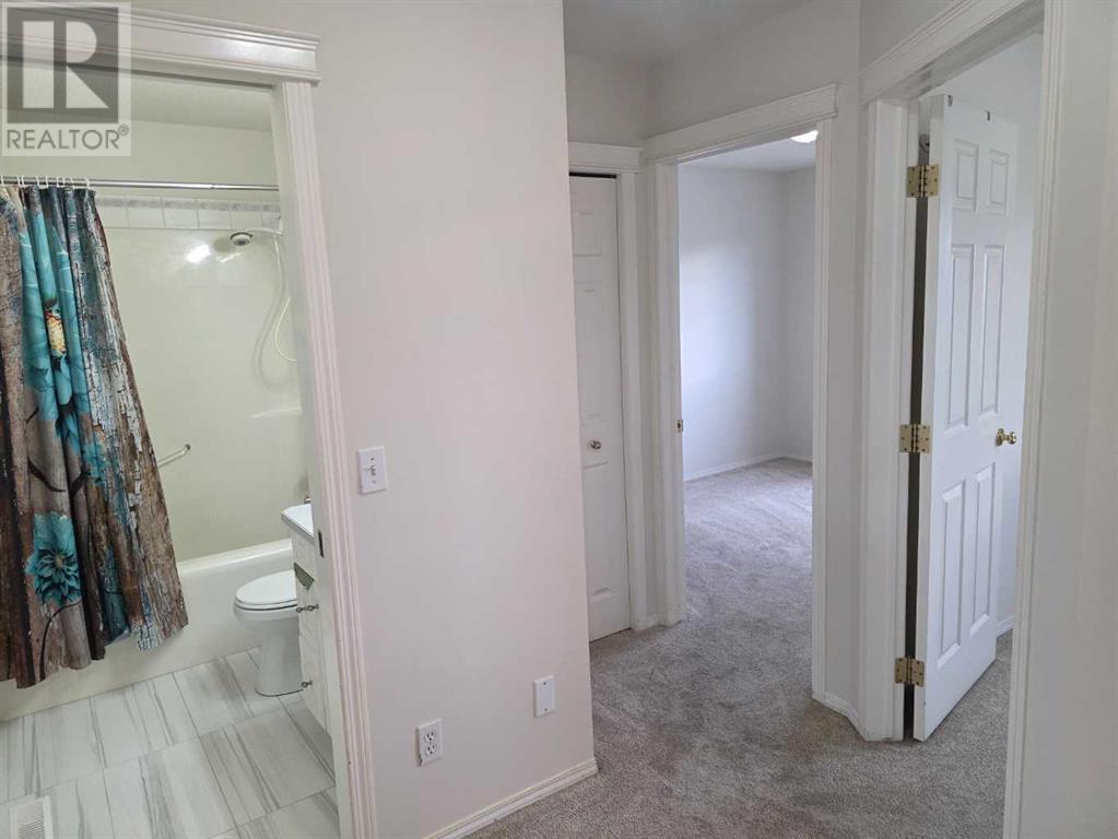 Single Family House for Sale in  Saddlemead Green Saddle Ridge Calgary 