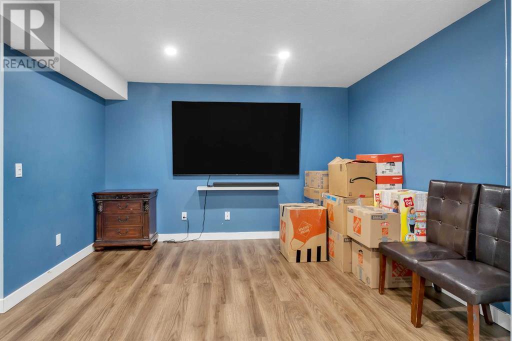 Single Family House for Sale in  Saddlemead Green Saddle Ridge Calgary 