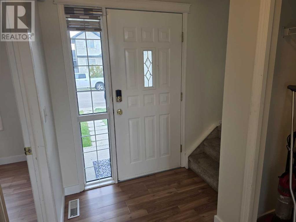 Single Family House for Sale in  Saddlemead Green Saddle Ridge Calgary 