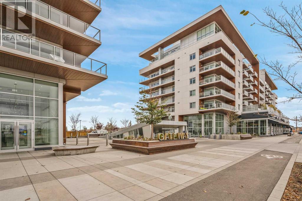 Single Family House for Sale in   Broadcast Avenue SW West Springs Calgary 