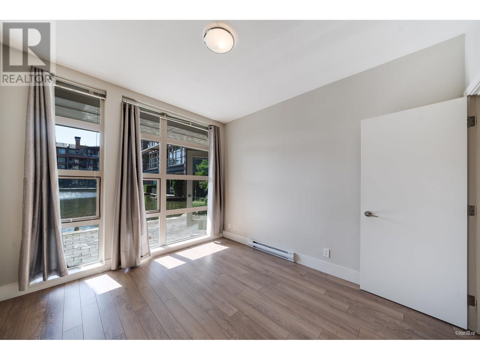 Photo 13 of 111 3606 Aldercrest Drive, North Vancouver BC