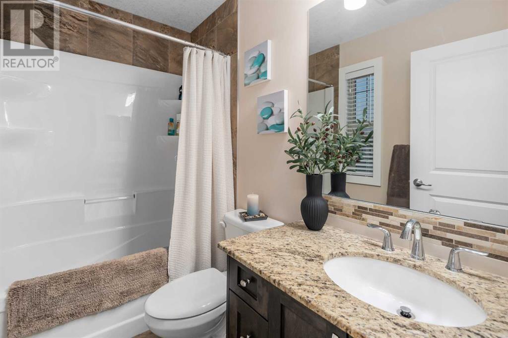 Single Family House for Sale in  Sherwood Street NW Sherwood Calgary 