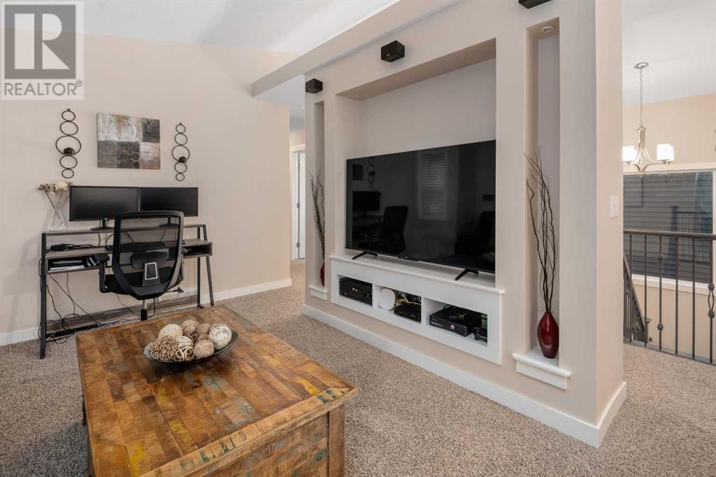Single Family House for Sale in  Sherwood Street NW Sherwood Calgary 