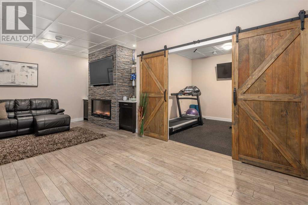 Single Family House for Sale in  Sherwood Street NW Sherwood Calgary 