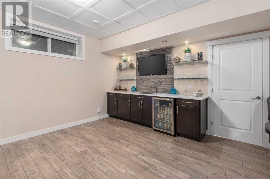 Single Family House for Sale in  Sherwood Street NW Sherwood Calgary 
