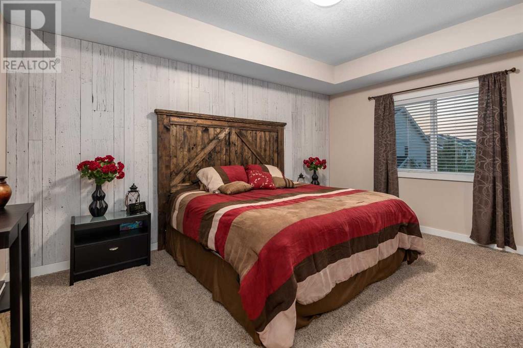 Single Family House for Sale in  Sherwood Street NW Sherwood Calgary 