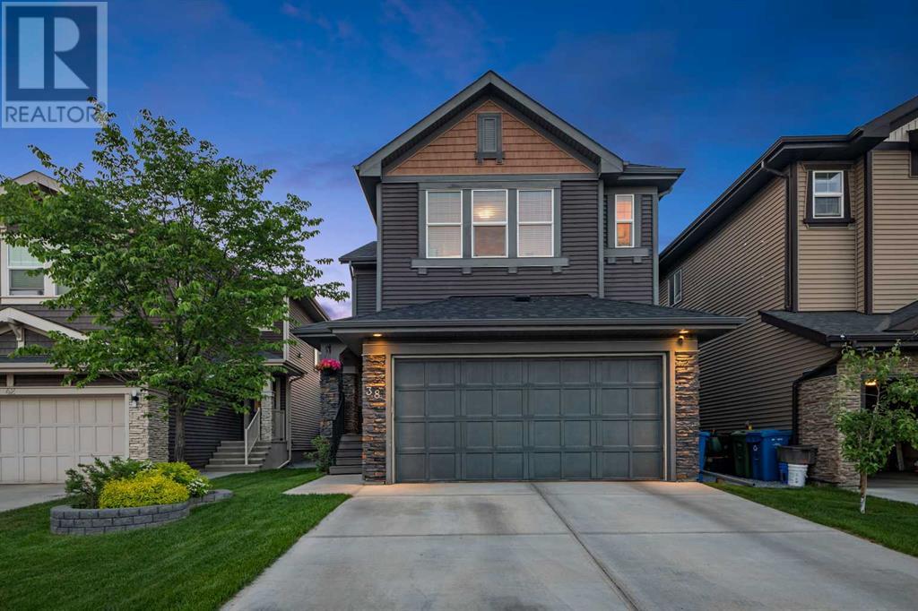 38 Sherwood Street NW, Calgary, Alberta