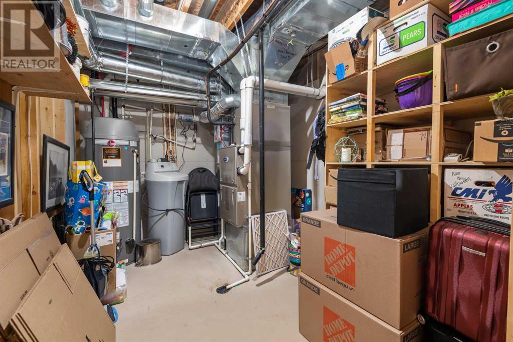 Single Family House for Sale in  Sherwood Street NW Sherwood Calgary 