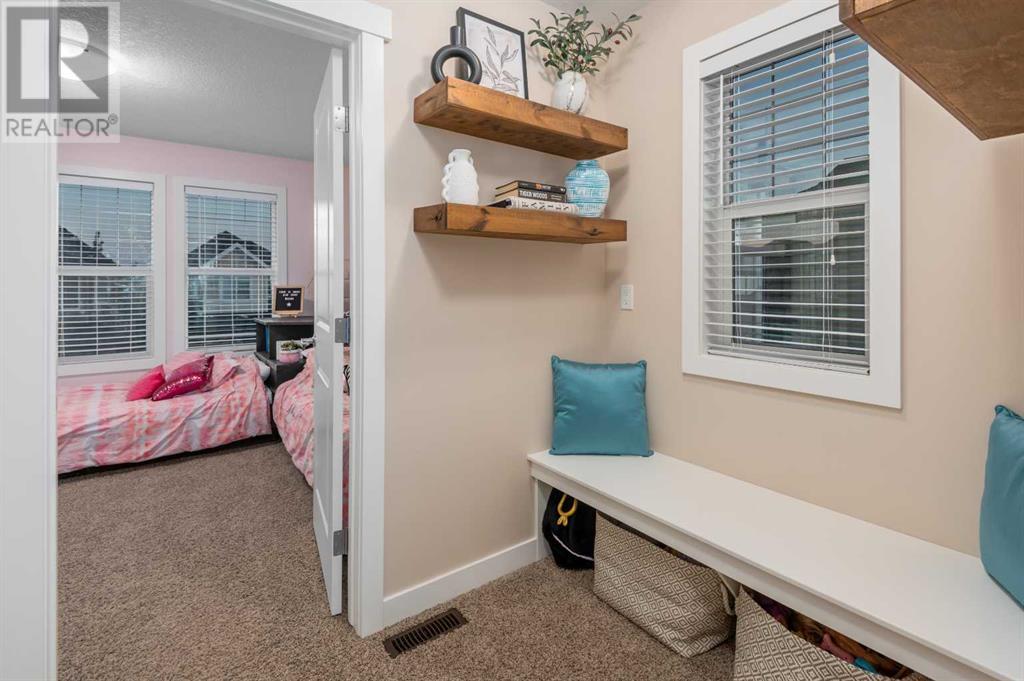 Single Family House for Sale in  Sherwood Street NW Sherwood Calgary 