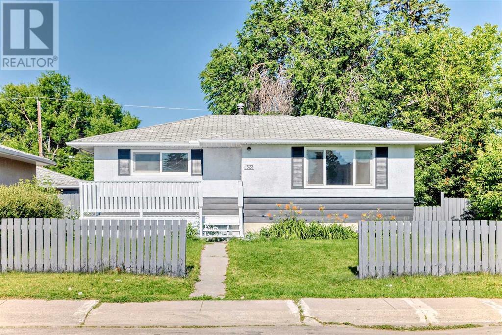 Single Family House Bungalow for Sale in   Street SE Forest Lawn Calgary 