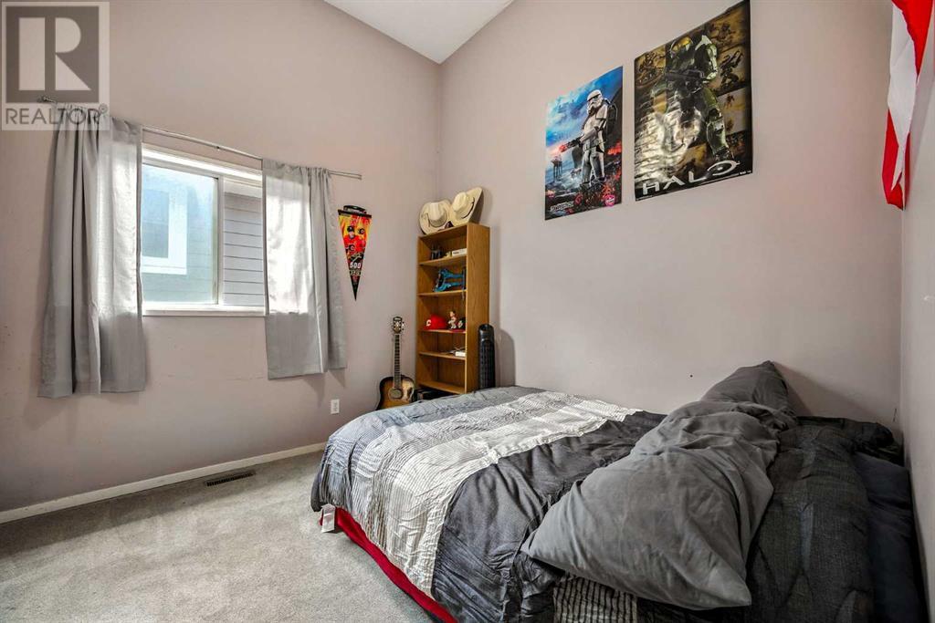 Single Family House 3 Level for Sale in  Riverstone Close SE Riverbend Calgary 