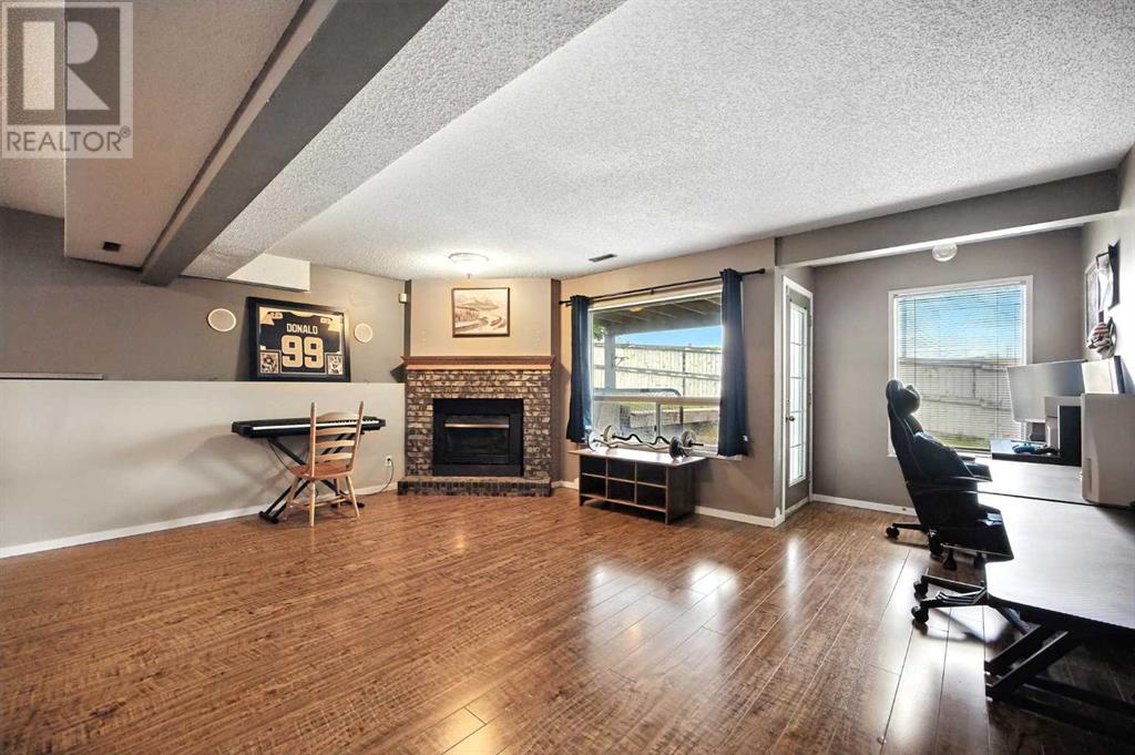 Single Family House 3 Level for Sale in  Riverstone Close SE Riverbend Calgary 