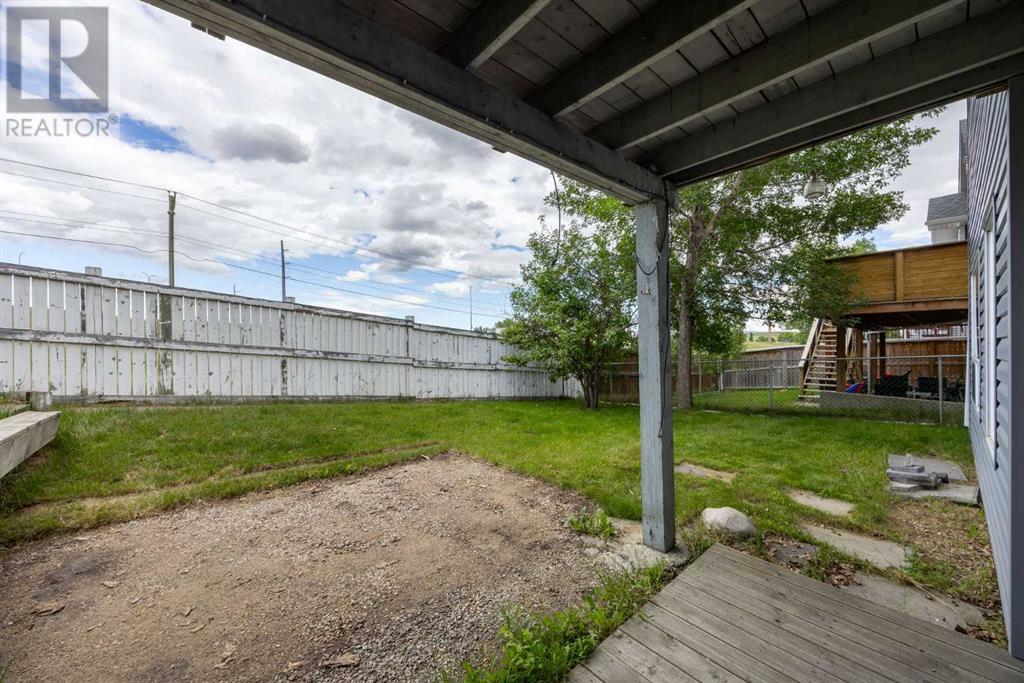 Single Family House 3 Level for Sale in  Riverstone Close SE Riverbend Calgary 