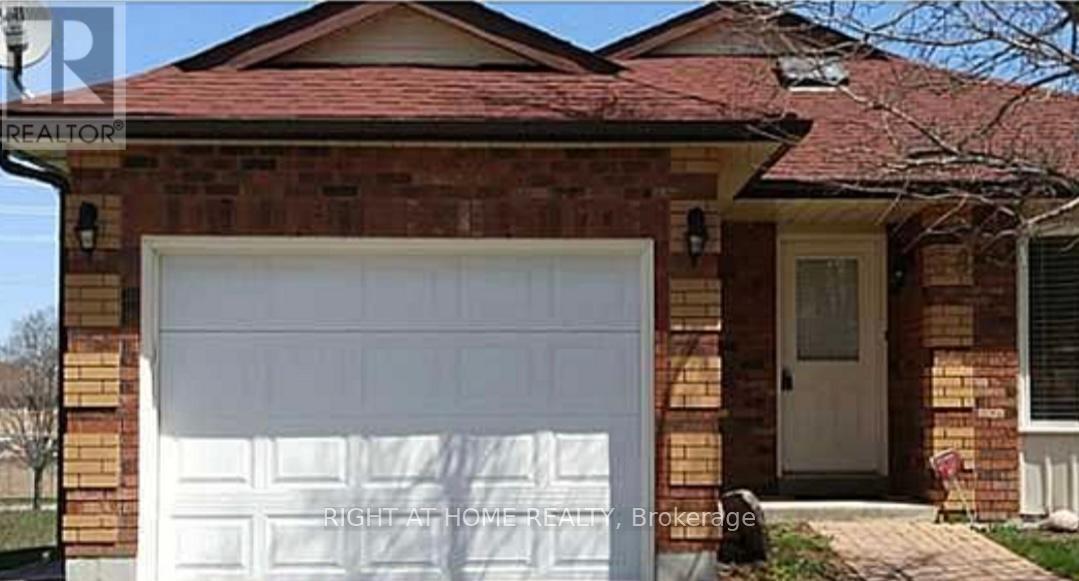 Multi-family House Bungalow for Sale 