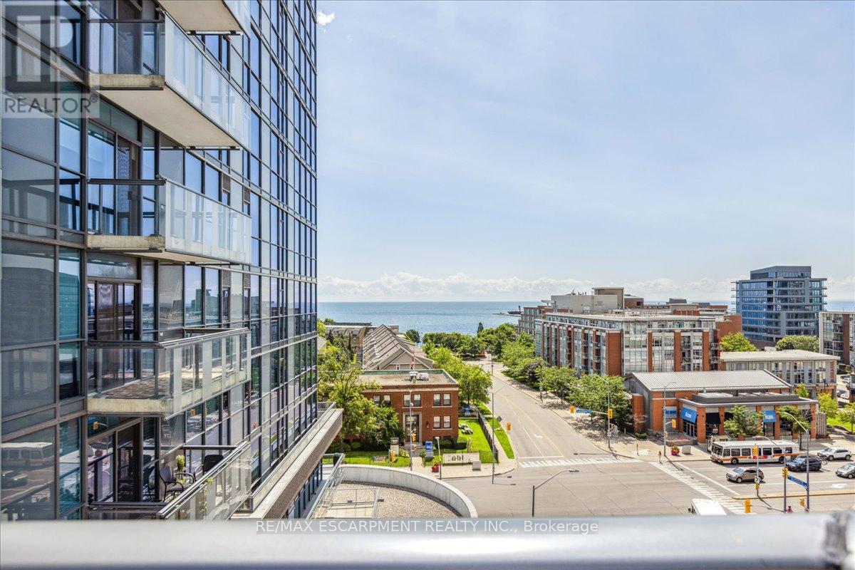 Photo 28 of 316 1 Hurontario Street, Mississauga ON