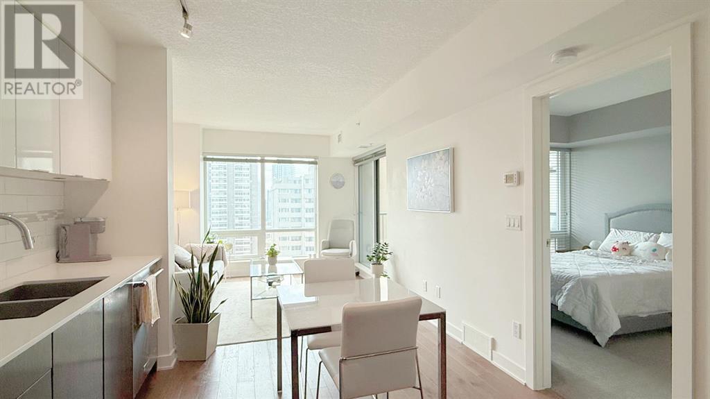 Single Family House for Sale in    Avenue SW Downtown Commercial Core Calgary 