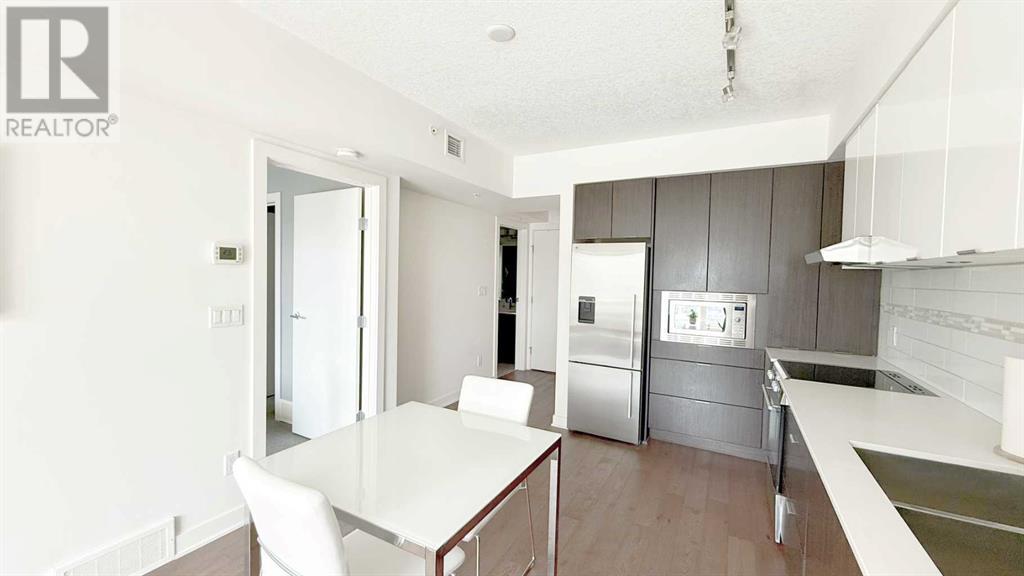 Single Family House for Sale in    Avenue SW Downtown Commercial Core Calgary 