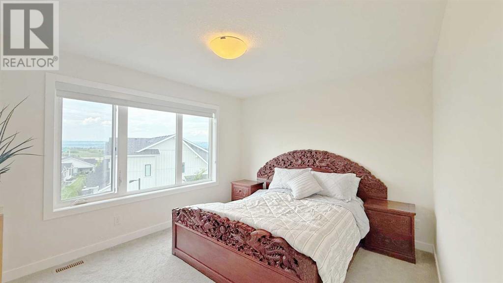 Single Family House for Sale in  Crestridge Common SW Crestmont Calgary 