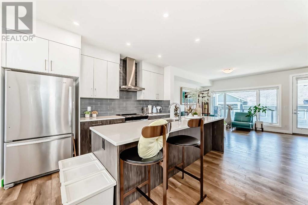 Single Family House for Sale in  Crestridge Common SW Crestmont Calgary 