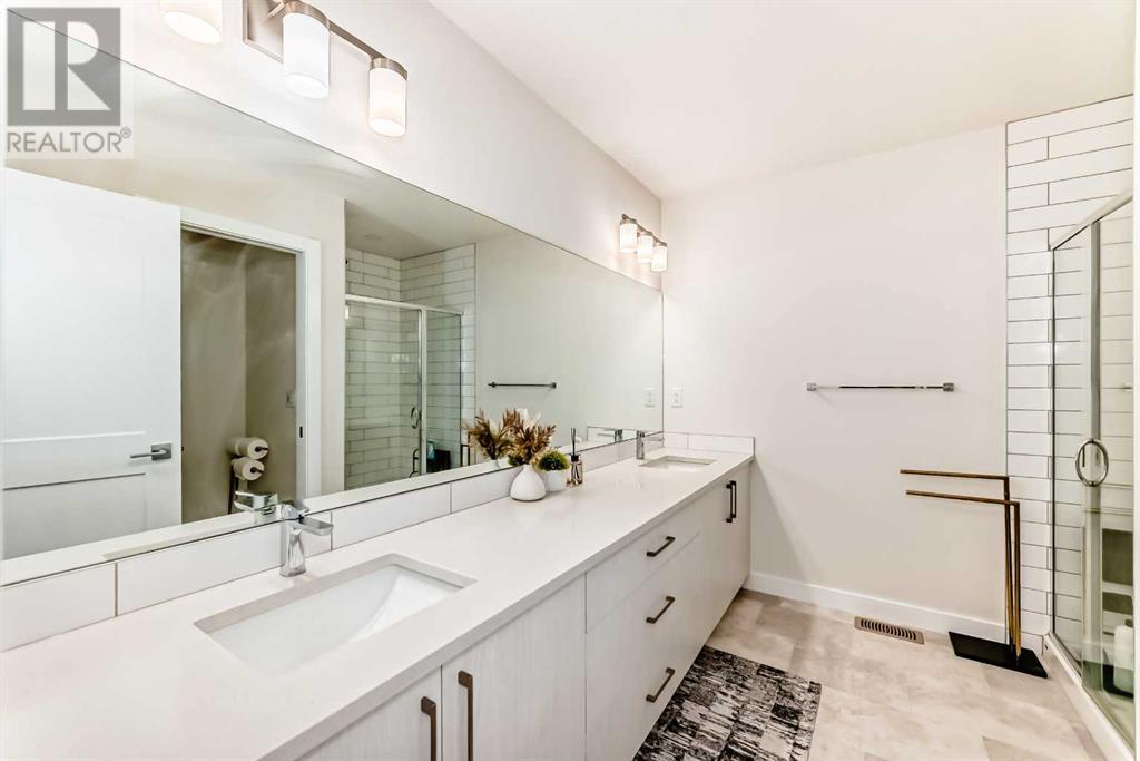 Single Family House for Sale in  Crestridge Common SW Crestmont Calgary 